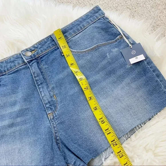 NWT High Rise Shortie Shorts - Picture 12 of 12